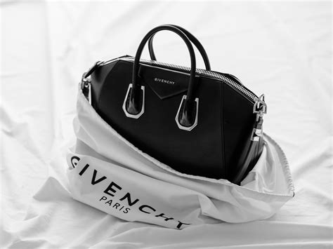 givenchy antigona dubai|givenchy antigona review.